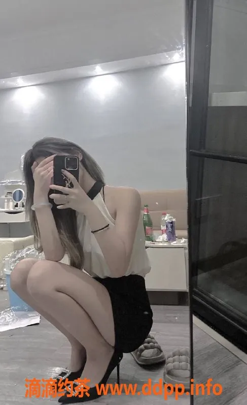 杭州楼凤-萧山区18岁嫩妹小S，激情服务千元以下