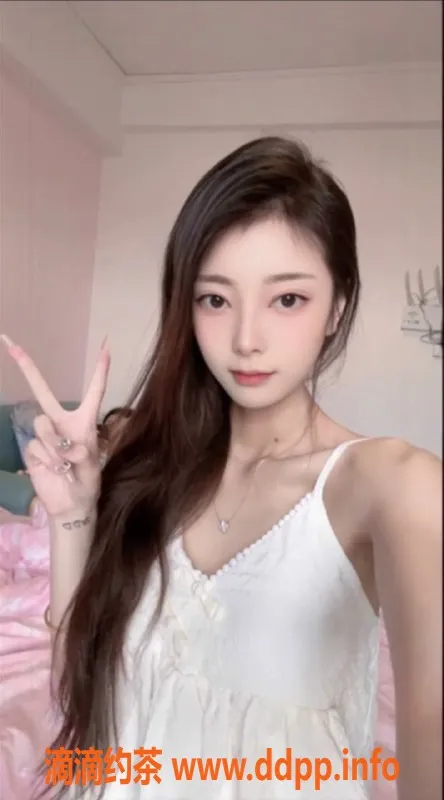 广州楼凤-天河嫩妹小曦，超值7P服务等你来体验