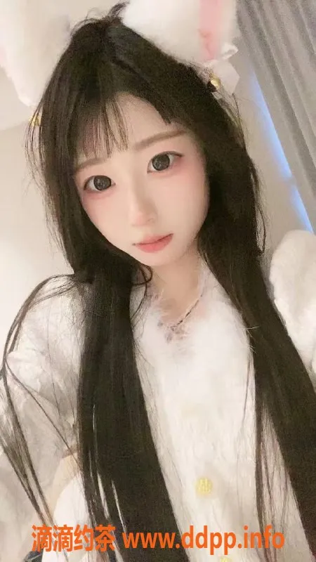 杭州楼凤-拱墅区小雪，18岁165cm，精品服务不套路