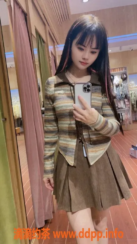 杭州楼凤-花花26岁160cm，45kg，热情服务，价格亲民！