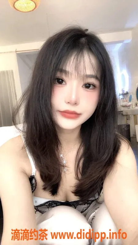 昆明楼凤-官渡区嫩妹诗诗1000元起，视频验证保证真实