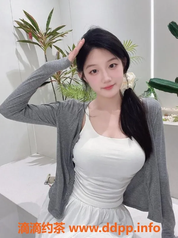 深圳楼凤-南山米兔 178大长腿 性感制服丝袜服务