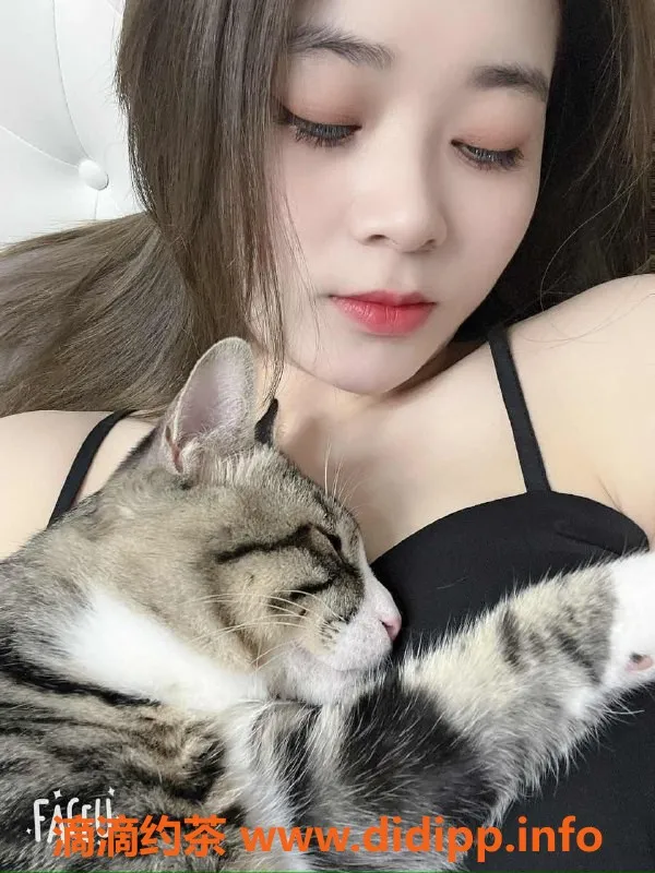 杭州楼凤-拱墅区月月，25岁，160cm，48kg，36D激情服务