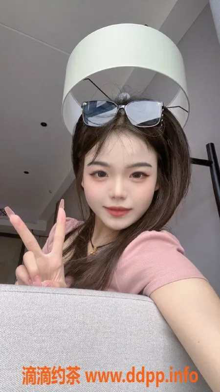 深圳楼凤资源信息,福田鱼鱼，172高挑B罩杯，900元起服务