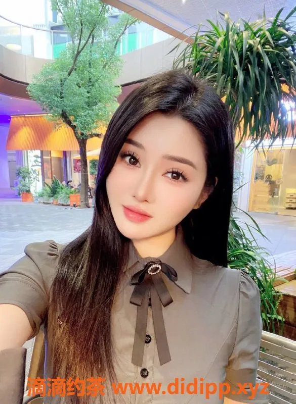 广州楼凤-天河御姐静静，8P视频验证，大胸诱惑