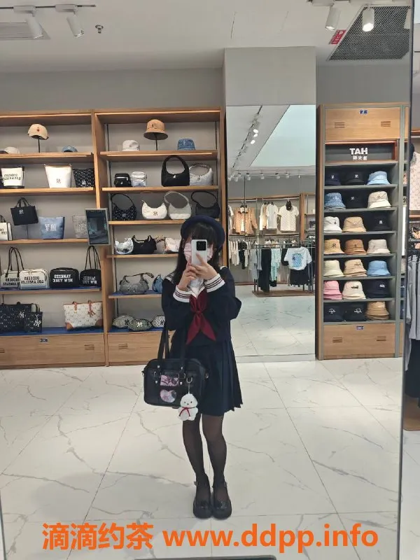 杭州楼凤资源信息,杭州嫩妹喵呜，萝莉身材乐享激情服务