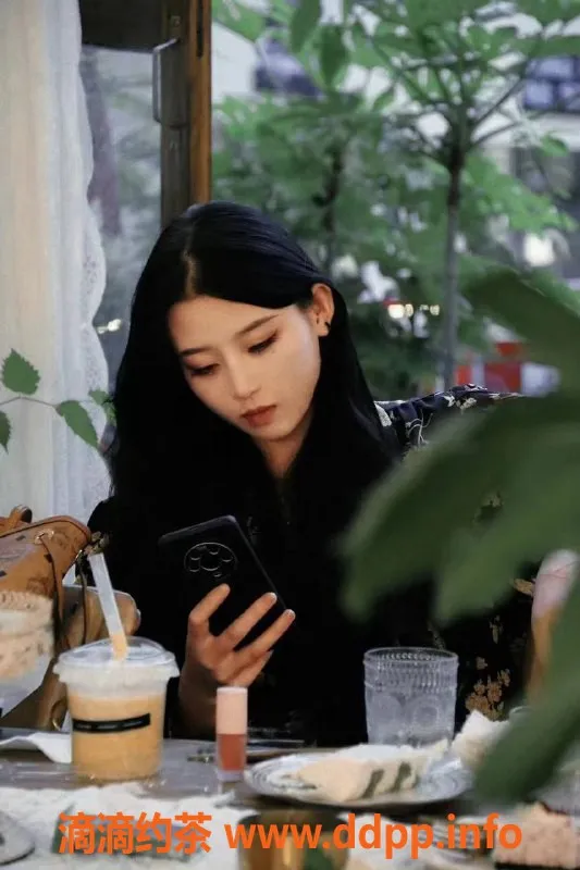 深圳楼凤-龙岗妮妮，24岁，身高167，46kg，B+胸，性价比高