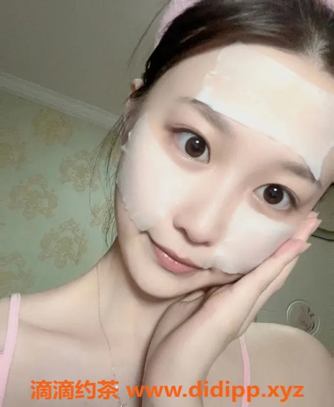 杭州楼凤-重庆小辣椒一玫，163cm，89斤，8米起步