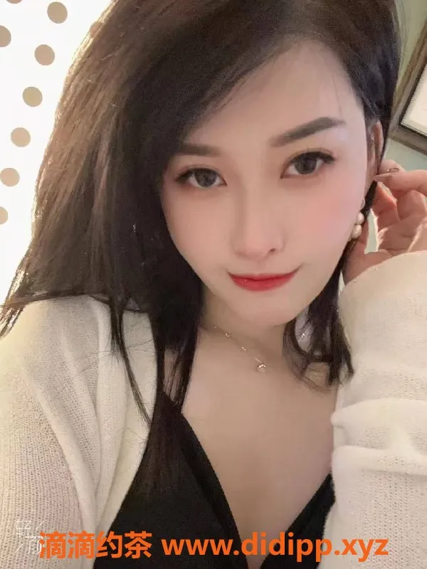 广州楼凤-白云地区小鱼儿-夜课、舌吻，8P价位