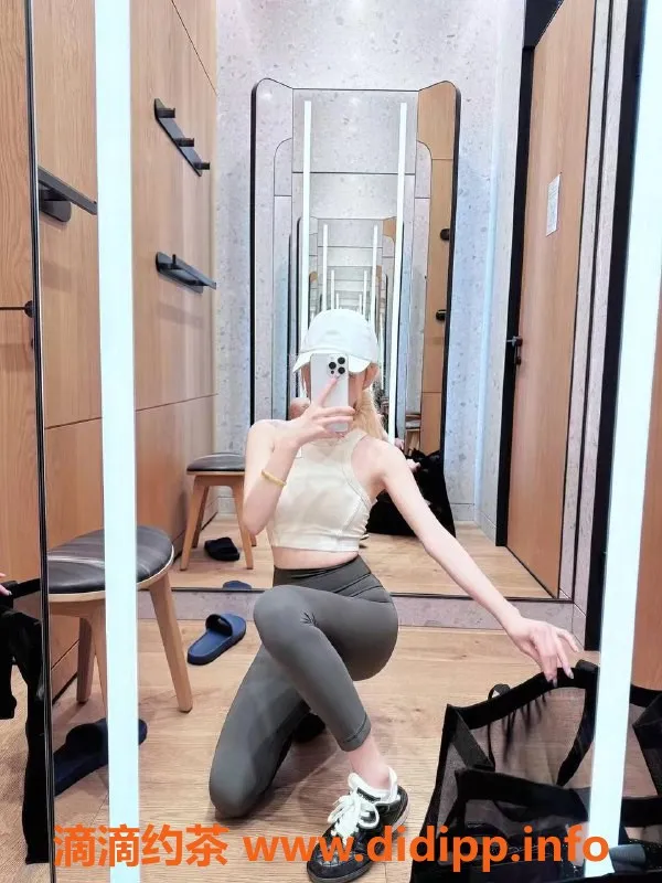 杭州楼凤-上城区小可爱，166cm，80斤，激情服务