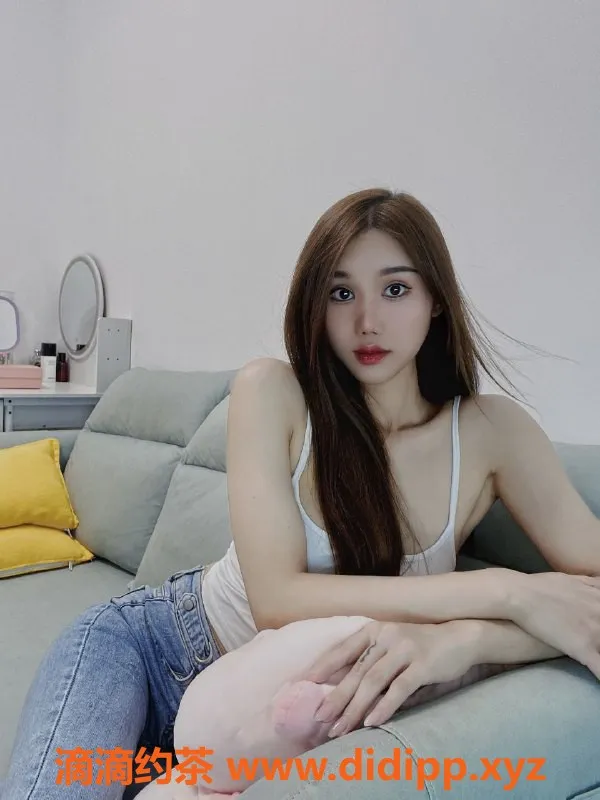 长沙楼凤-雨花区楚楚，168cm 51kg 24岁，温馨服务等你体验