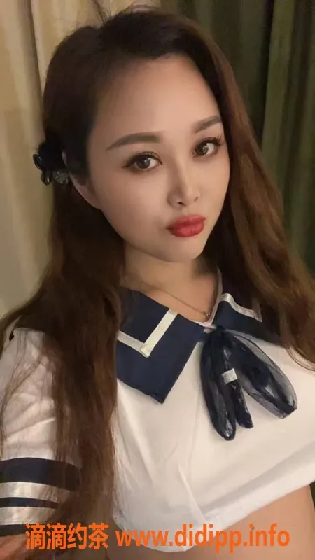 昆明楼凤-盘龙区小鱼，600元大胸服务等你体验