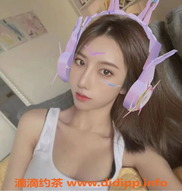 杭州楼凤-上城区夏蓁蓁，162cm、40kg四川妹子超热情