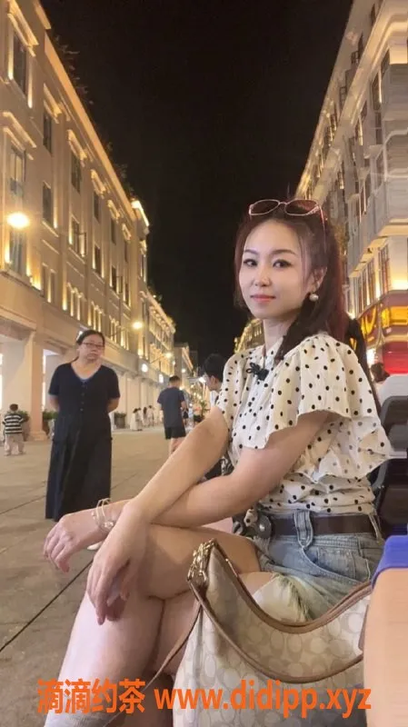 厦门楼凤资源信息,湖里区燕燕，电报老师，服务优质，5张真实图片