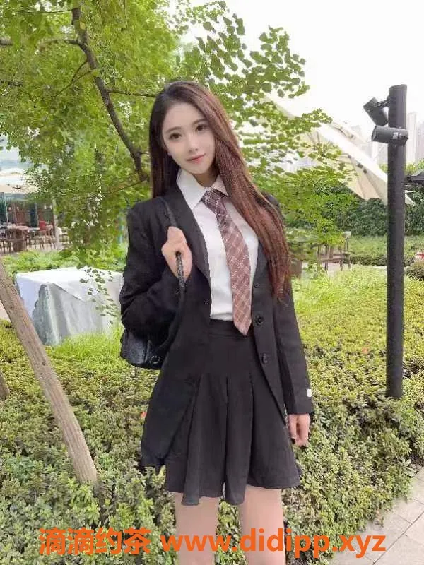 杭州楼凤-拱墅区苏乐乐，172高挑C罩杯，私密服务只需800元