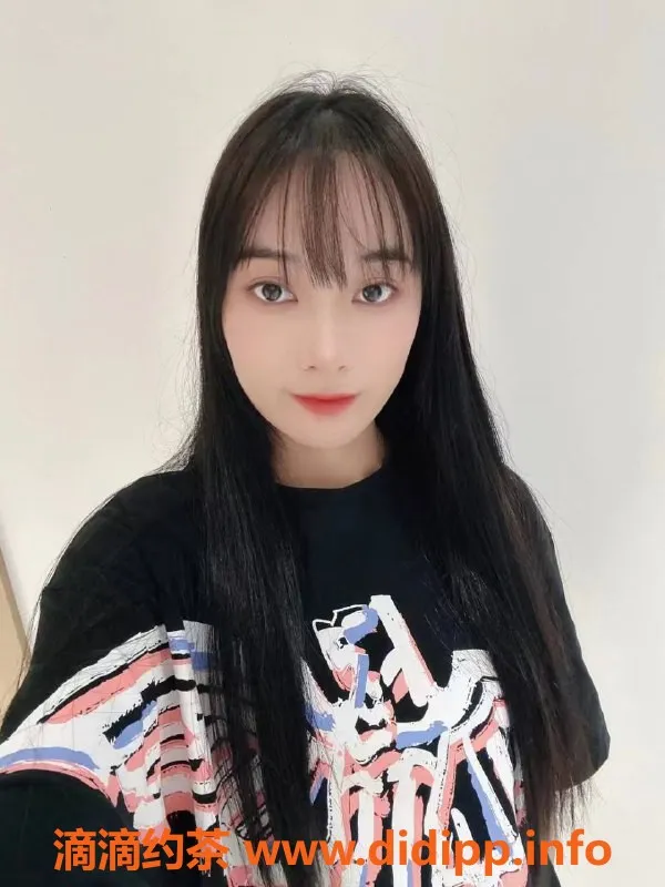 杭州楼凤-上城区小啾，粉嫩可爱，身高167，定金100元起