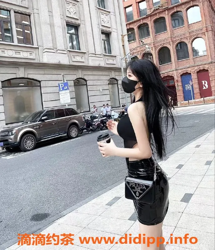 上海楼凤资源信息,嫩妹小君君，白皙皮肤，笑容迷人