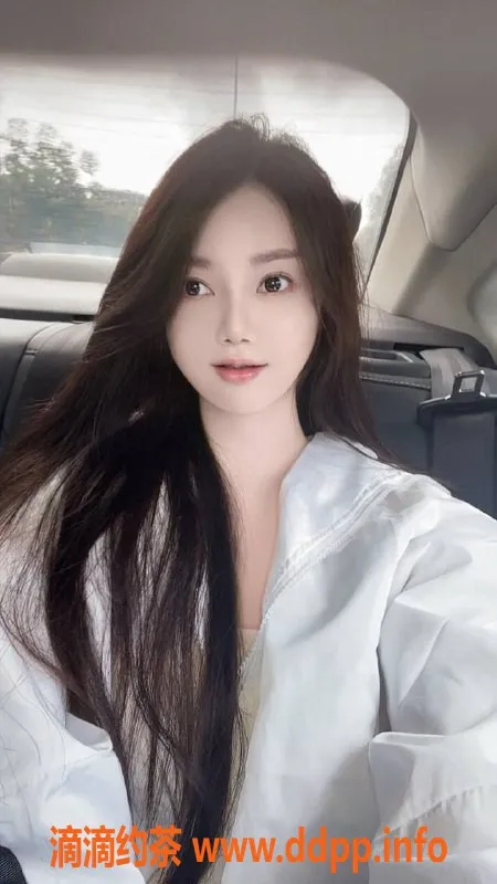 广州楼凤-天河御姐金媛：长腿大胸，限时8P服务