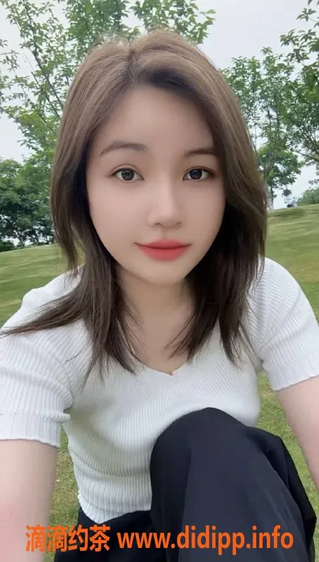 杭州楼凤-拱墅区乐薇，24岁B+杯，超温柔服务