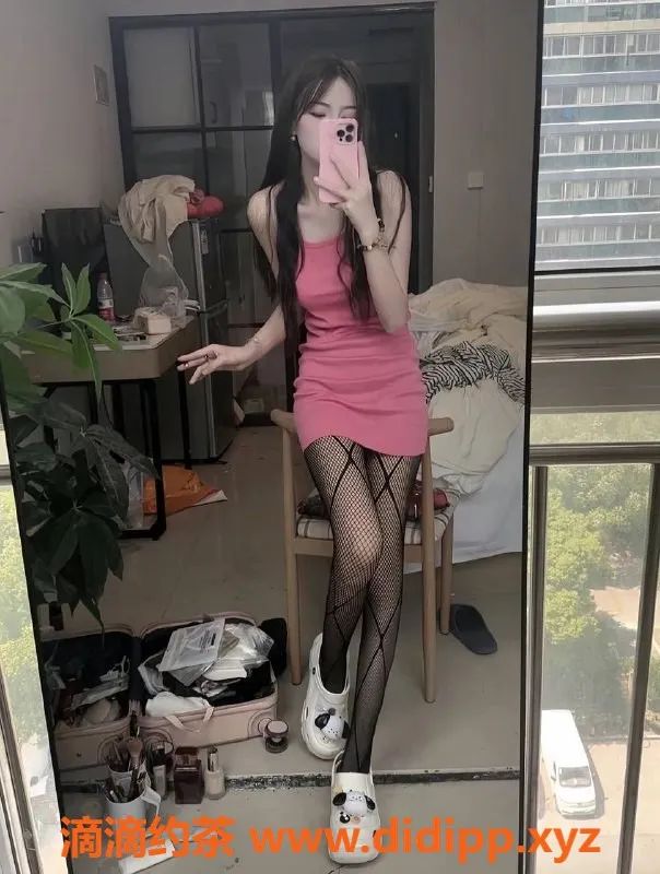 杭州楼凤-上城小仙女鱼鱼，身材比例完美，服务多样