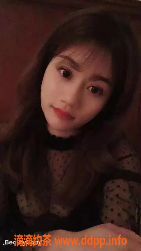 长沙楼凤-雨花区大长腿美七，25岁D杯服务超值