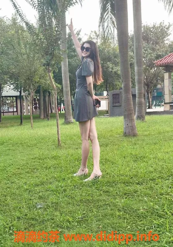 深圳楼凤-南山子茉，700元服务，69舌吻丝袜