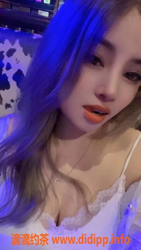 杭州楼凤资源信息,小颖 25岁 163cm 46kg 半套450/全套700 欢迎预约！