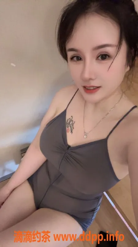 杭州楼凤-拱墅区大胸妹妮妮，25岁超温柔体验