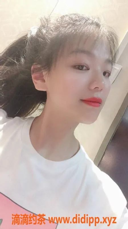 深圳楼凤资源信息,罗湖芽芽，174cm C罩杯，消费1000P起