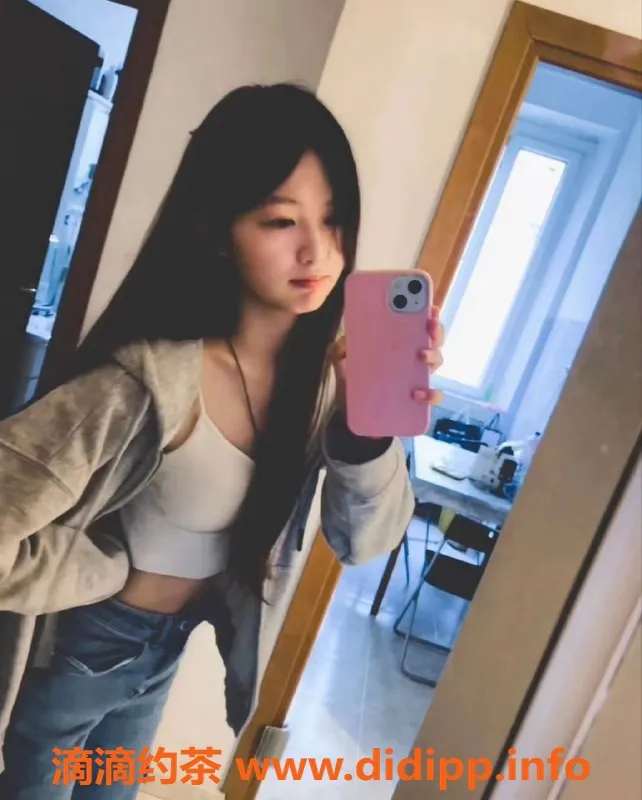 北京楼凤-丰台区雨妹，1400起步，三点粉嫩，口活一流