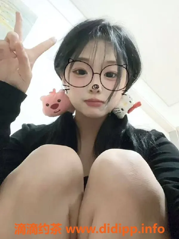 成都楼凤资源信息,成华区18岁妹子南南，160cm，90斤，口味独特