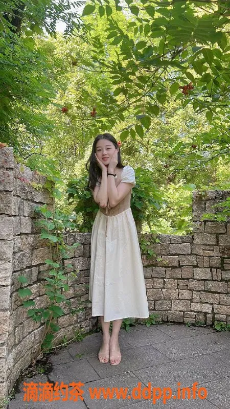 杭州楼凤-拱墅区小阳光 性感小姐姐热情服务