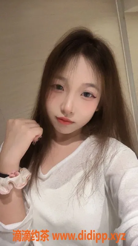 深圳楼凤-龙岗小鱼，800元69调情服务等你来体验