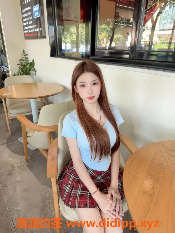 深圳楼凤-南山艾妮丝，千元以上舌吻与制服丝袜服务