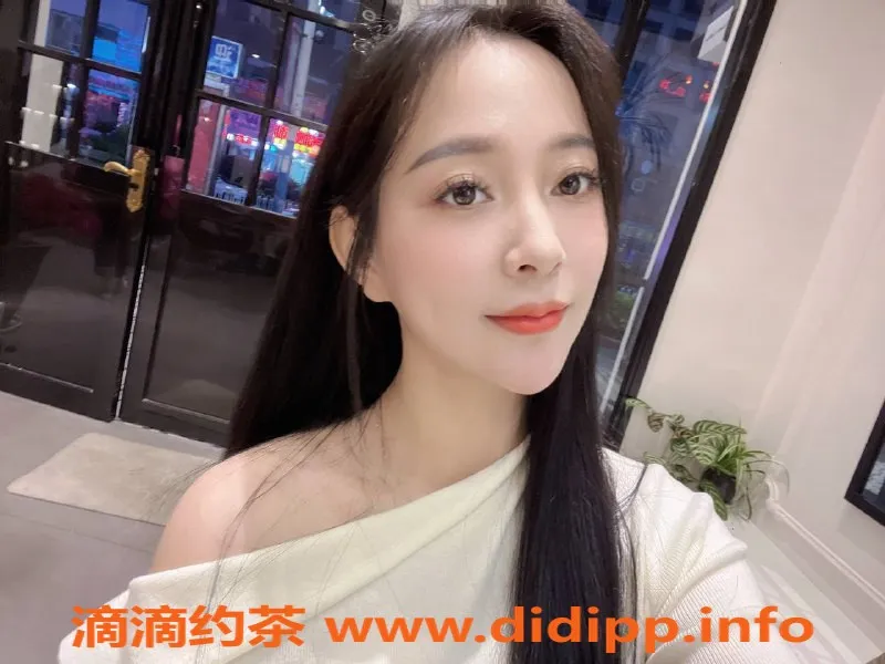 深圳楼凤资源信息,龙华 小不点，162cm B罩杯，800元起