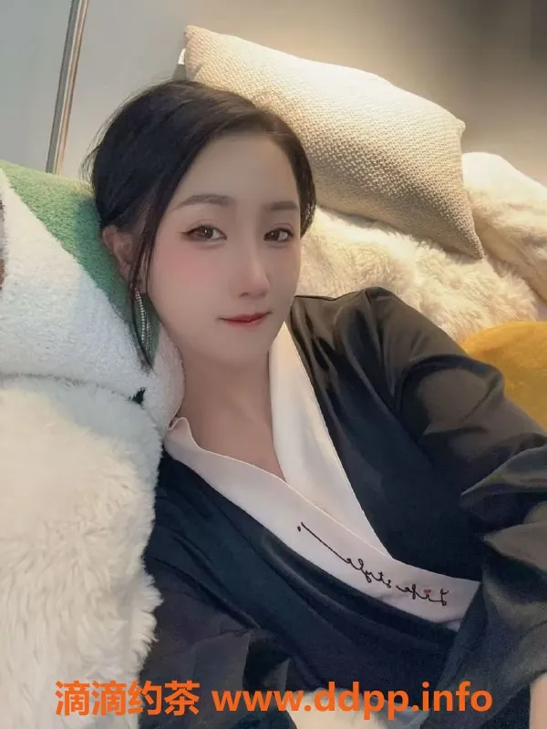 上海楼凤-长宁Abby，162cm 46kg，700元鸳鸯浴服务