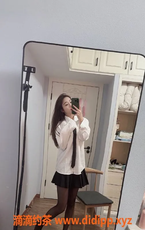 杭州上门服务资源信息,杭州上城区颜妍，170cm，21岁高挑美女