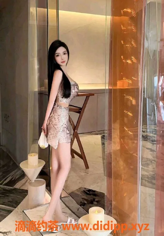 杭州楼凤-西湖金晨熙，23岁高端兼职女神，43kg极品身材