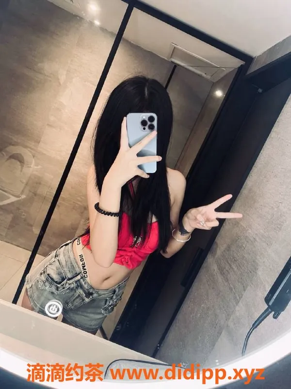 深圳楼凤资源信息,宝安小琪，900元全套服务，丝袜诱惑等你来享受！