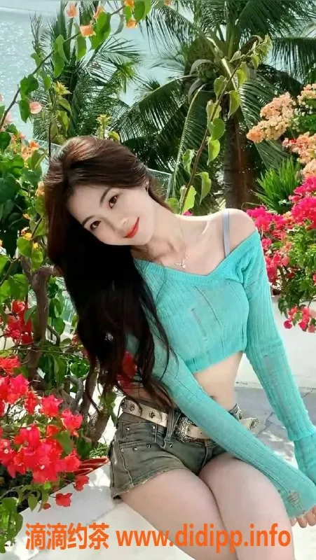 东莞楼凤-南城晓晓，23岁168cm，全裸陪浴服务，600元体验！