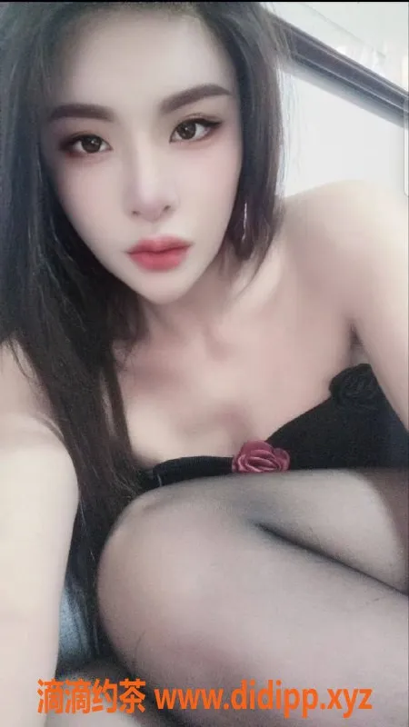 武汉上门服务-洪山昙花 165cm性感女友系 500P尽享服务