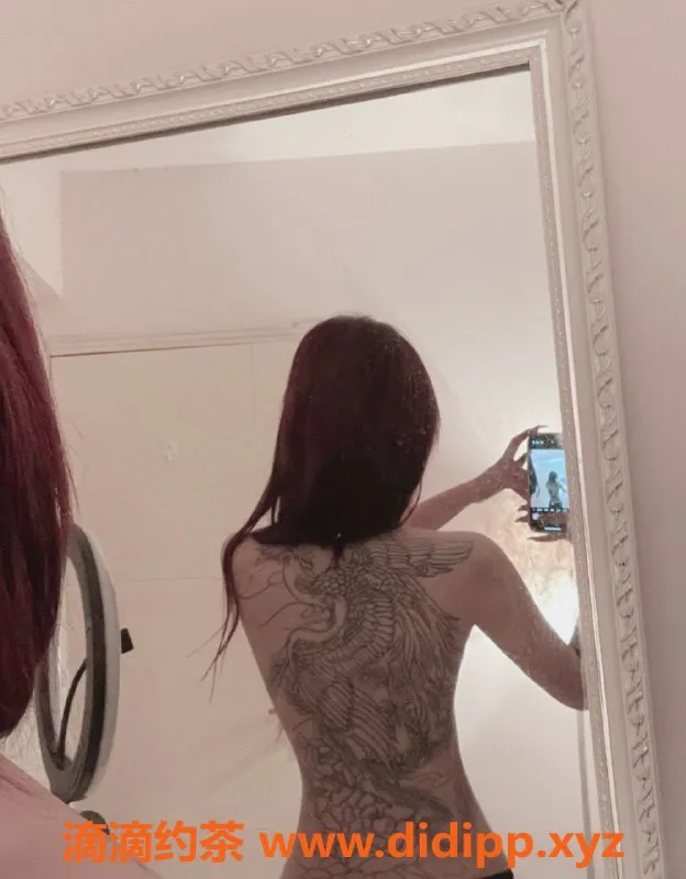 深圳楼凤-福田05七七，900p体验嫩妹魅力