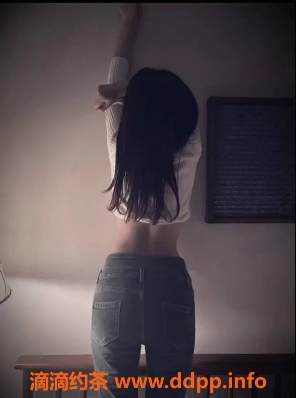 杭州楼凤-滨江区18岁苗苗，165厘米，800元超值服务