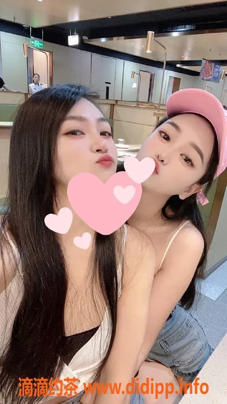 杭州楼凤-滨江区双飞体验！小小妹36E+天然美女