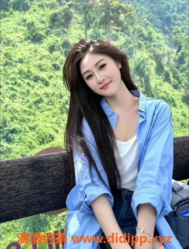 杭州楼凤-馨予 25岁167cm 50kg 34C 性感诱惑