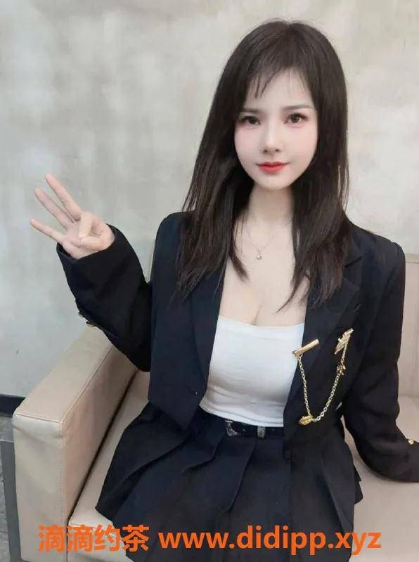 深圳楼凤-龙岗苍老师，600元视频验证服务，快来体验！