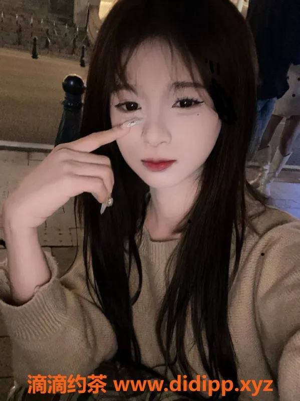 广州楼凤-天河嫩妹依依，600元体验超值服务