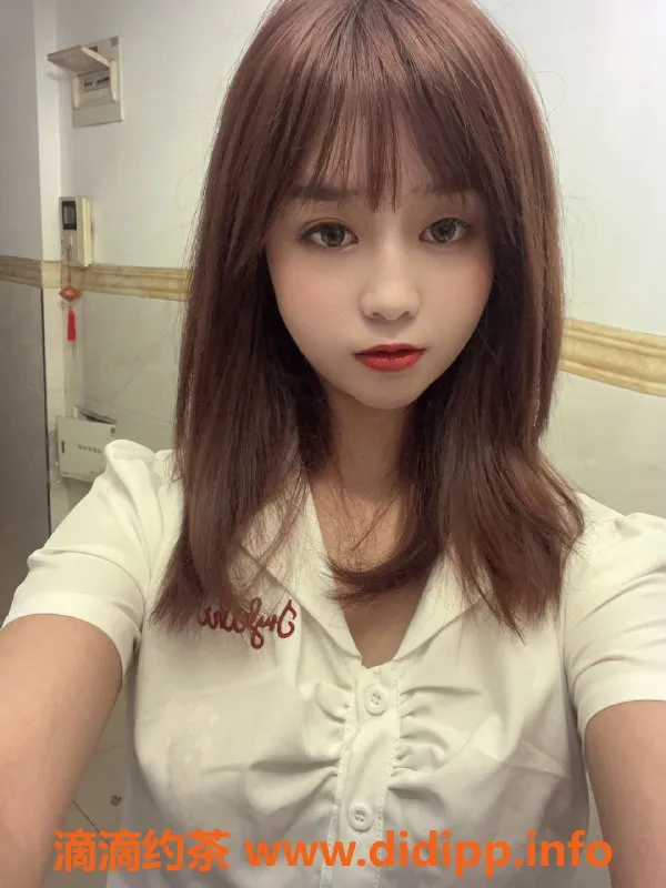 杭州楼凤-上城区萱儿，23岁，90斤，激情服务等你体验！