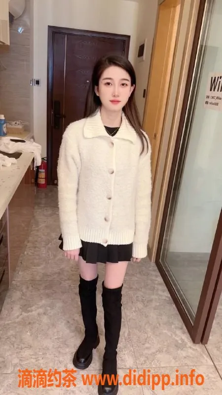 广州楼凤-天河御姐楚楚，800/1500元精彩服务等你体验！