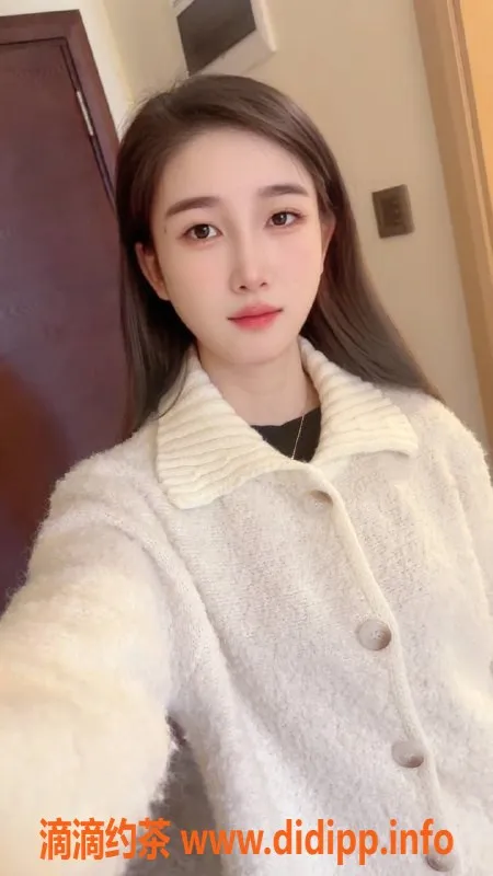 广州楼凤资源信息,天河御姐楚楚，800/1500元精彩服务等你体验！